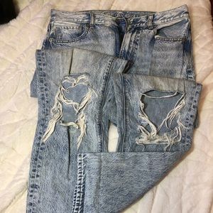 🪐AMERICAN EAGLE mom jeans 🪐